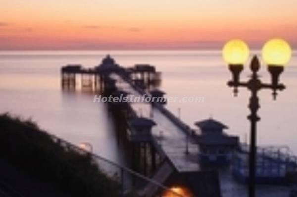 Dating llandudno